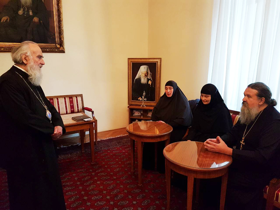 Father Andrey Lemeshonok with monastics in Belgrade