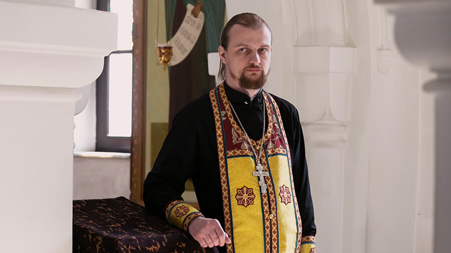Un pretre orthodoxe Serge Tchernyak
