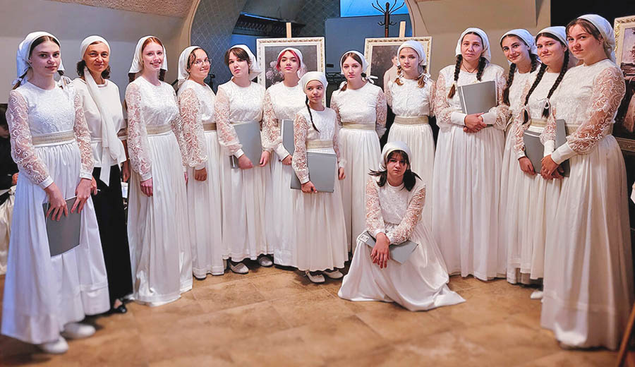 The Children's choir of St. Elisabeth convent