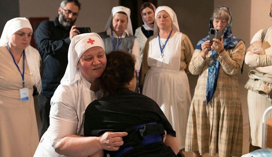 Kurse für Pflegehelferinnen