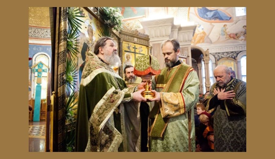 Was ist ein Priester