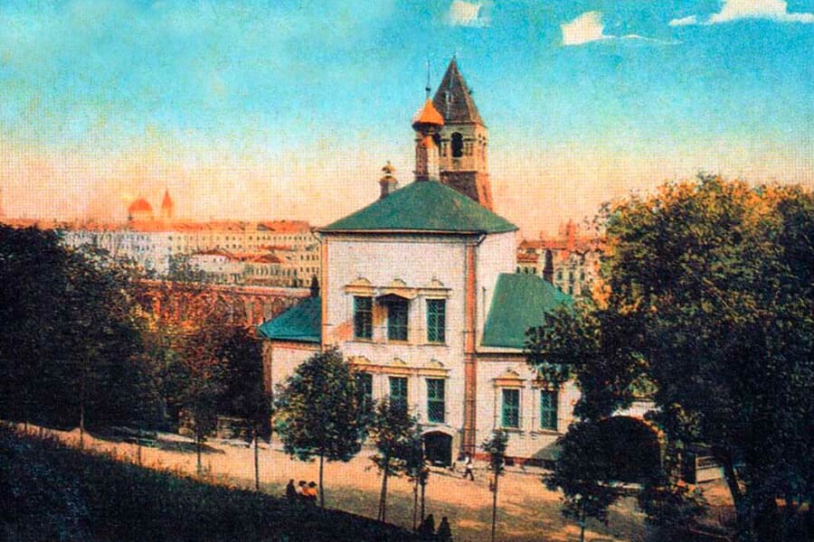 Church of the Annunciation at Zhitny Court