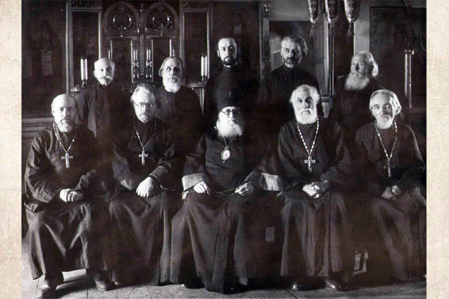 Bishop Luke, NKVD prison