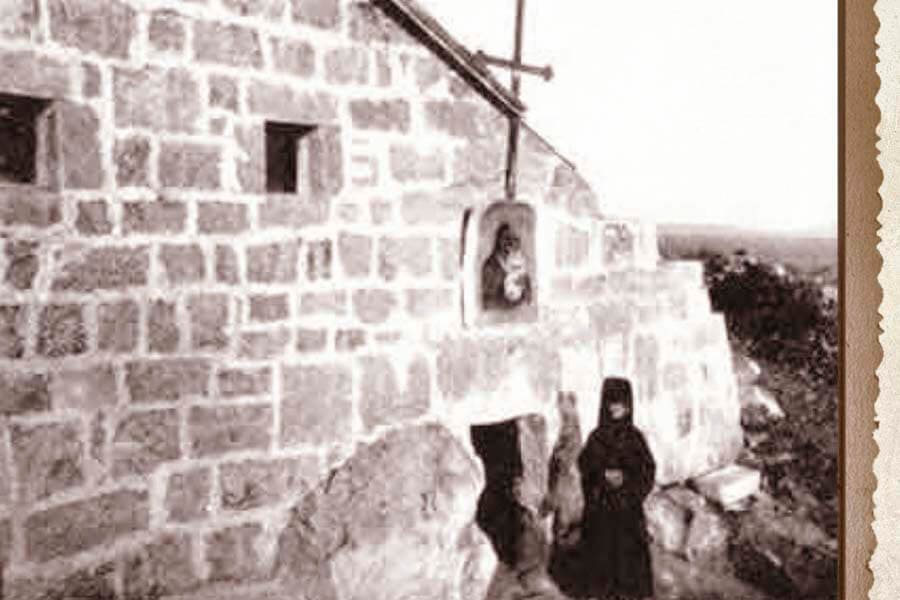  Father Simeon Popovic and his chapel