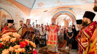 Understanding the feat of the Holy Royal Passion-Bearers