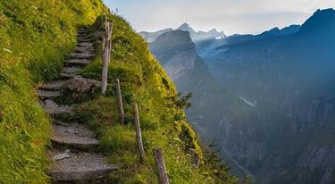 Let Us be Resolute as We Follow God's Way