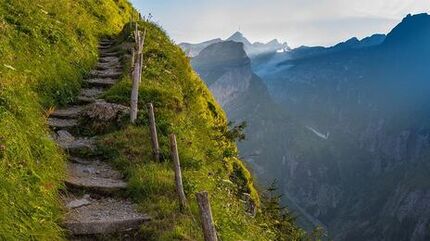 Let Us be Resolute as We Follow God's Way