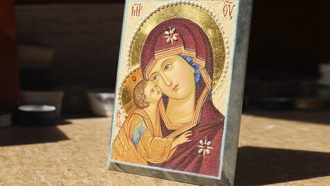 Laboratorio delle icone e quadri di pietre semipreziose sminuzzate